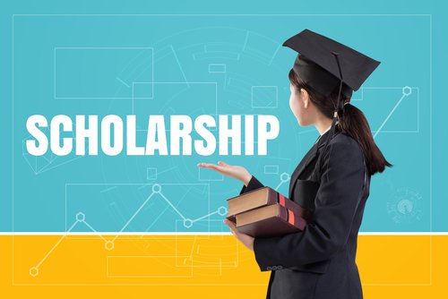 How to Find Scholarships for College Students